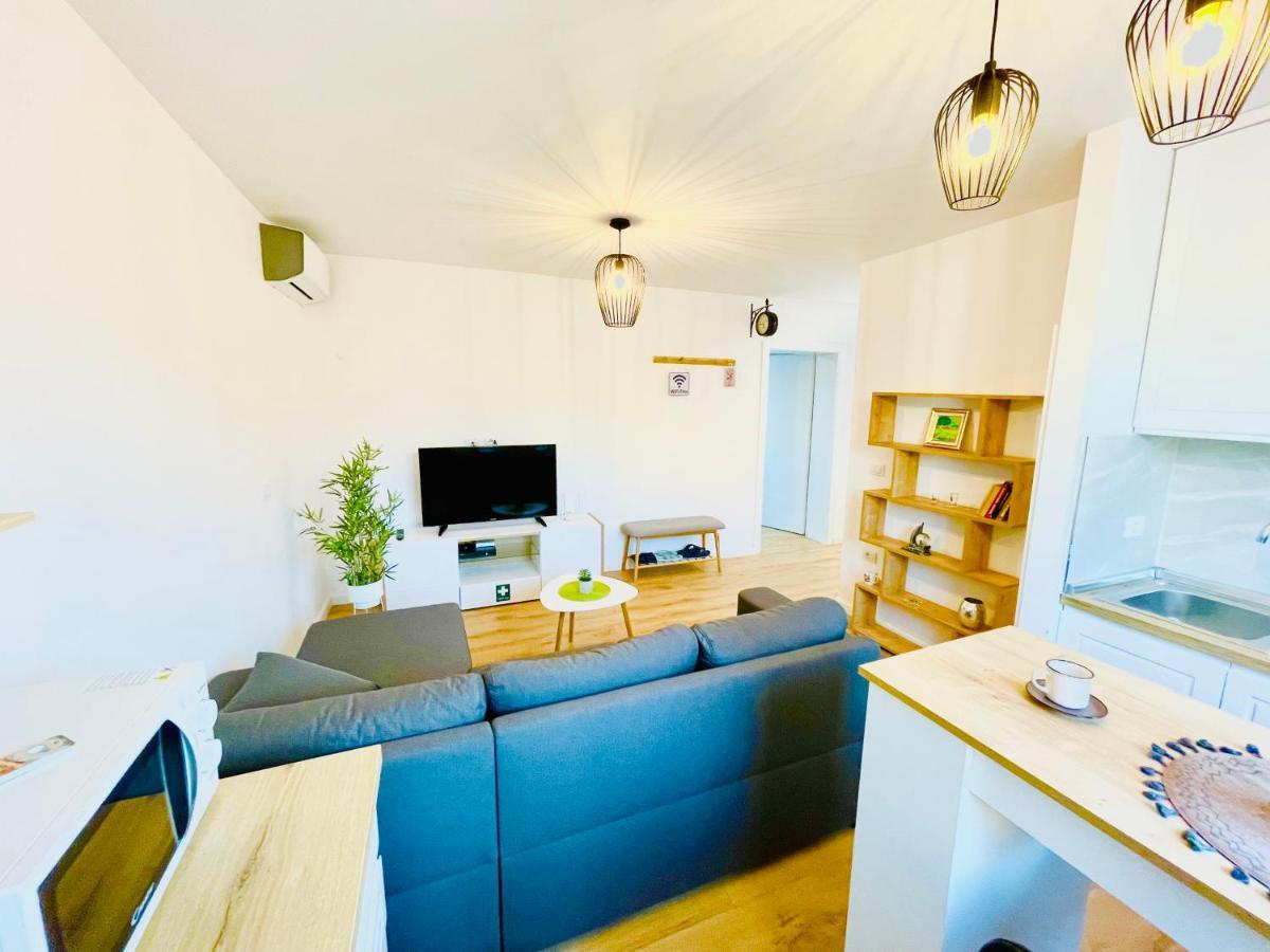 Central Apartment 2, Tirana Zewnętrze zdjęcie