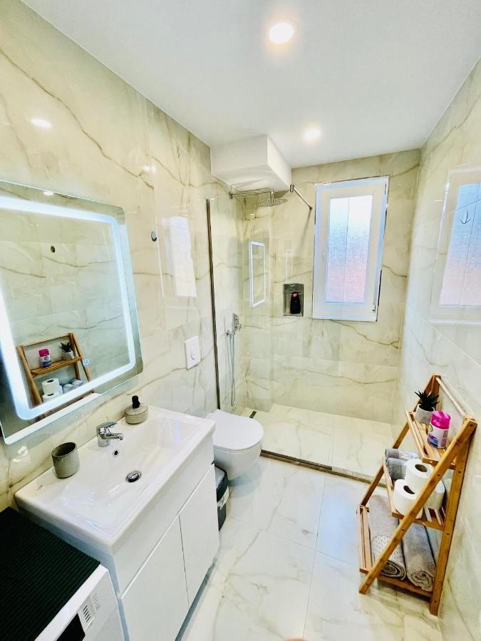 Central Apartment 2, Tirana Zewnętrze zdjęcie