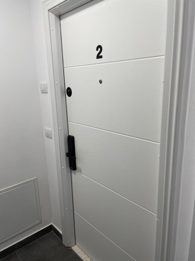 Central Apartment 2, Tirana Zewnętrze zdjęcie