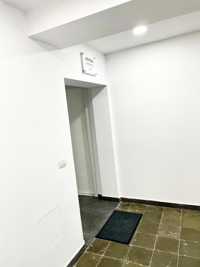 Central Apartment 2, Tirana Zewnętrze zdjęcie