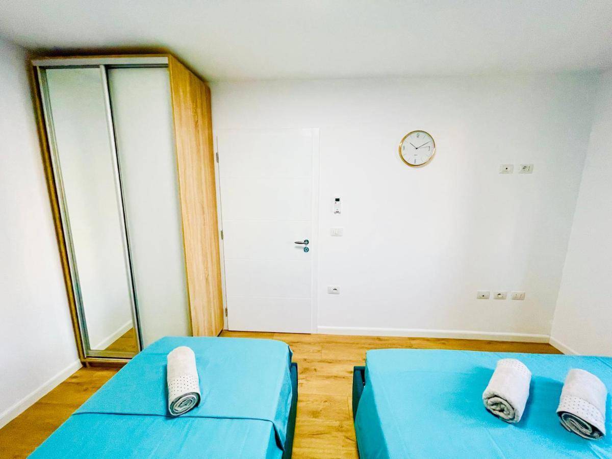 Central Apartment 2, Tirana Zewnętrze zdjęcie